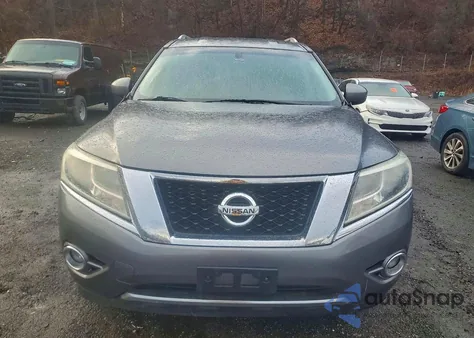 2015 Nissan Pathfinder S z USA, uszkodzony, nr VIN 5N1AR2MM8FC649325